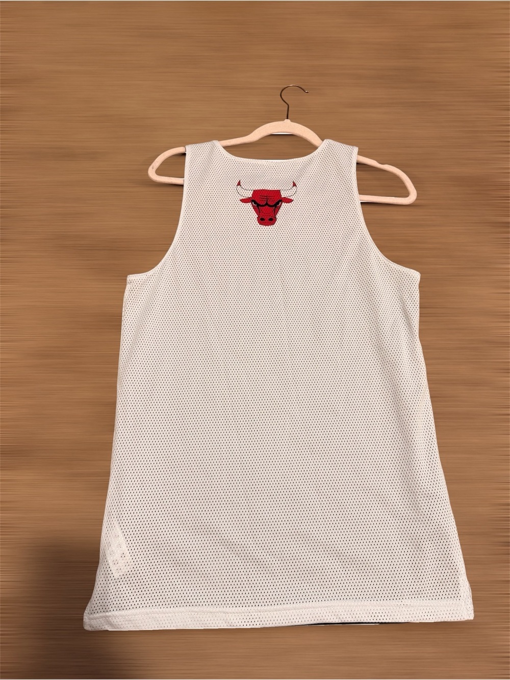NBA Chicago Bulls White Red Mesh Jersey Tank Top - Picture 2 of 3